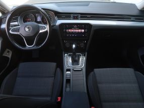 Volkswagen Passat - 2020