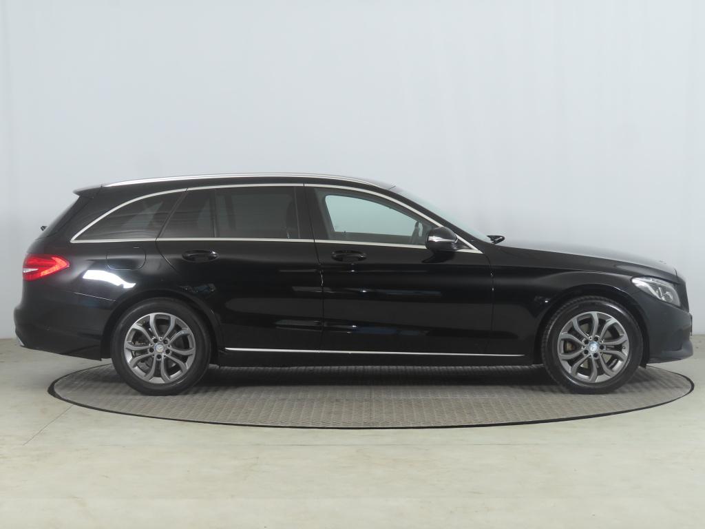 Mercedes-Benz C
