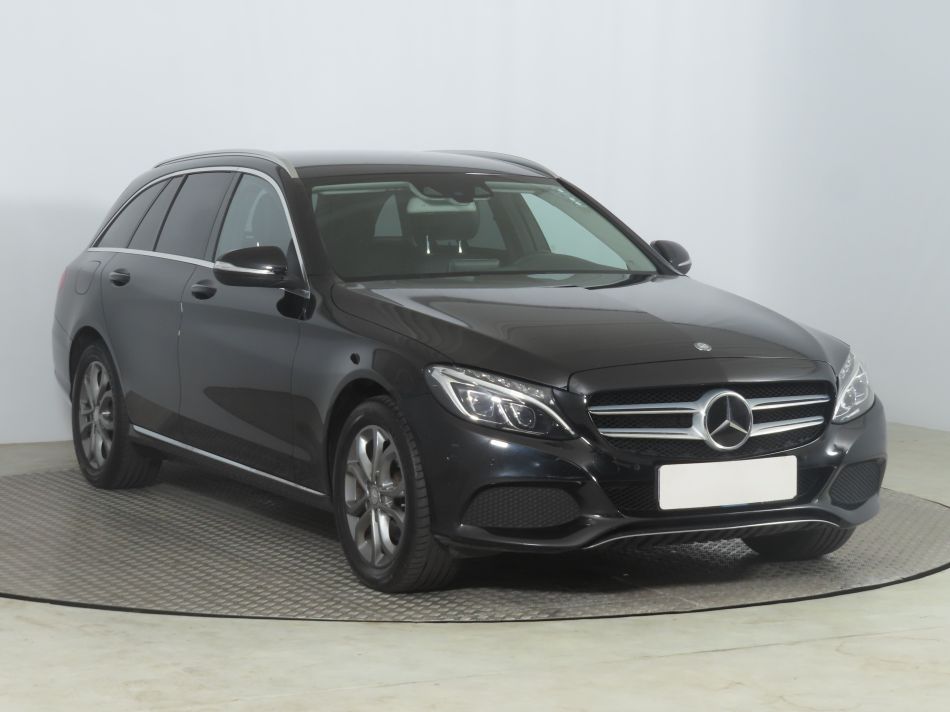 Mercedes-Benz C - 2015