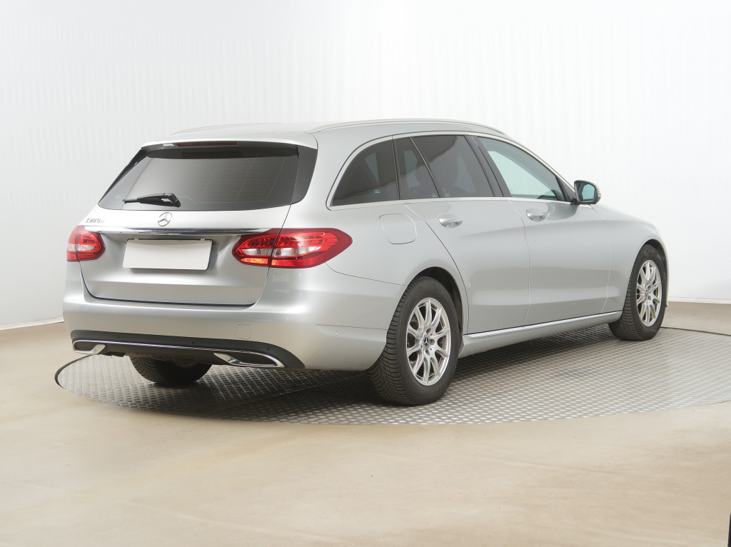 Mercedes-Benz C