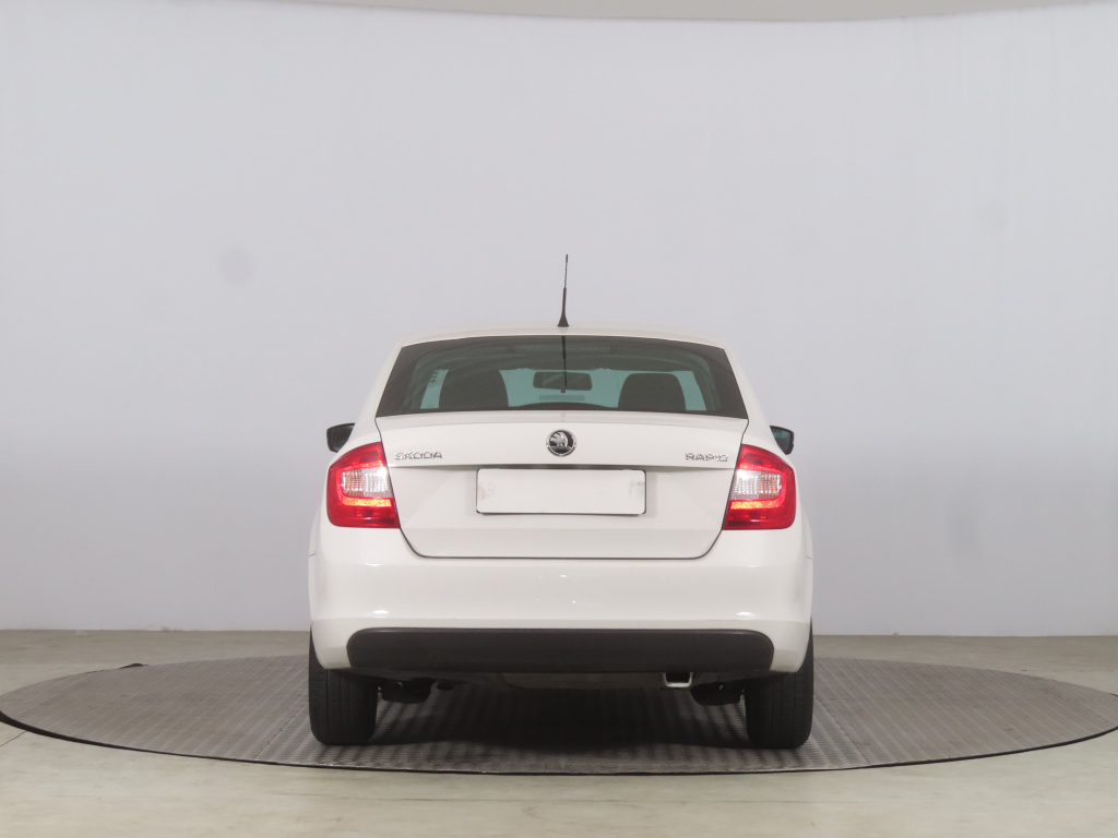Škoda Rapid