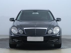 Mercedes-Benz E - 2007