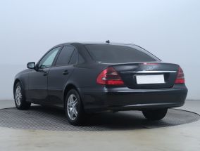 Mercedes-Benz E - 2007