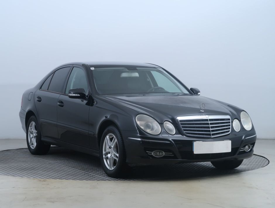 Mercedes-Benz E - 2007