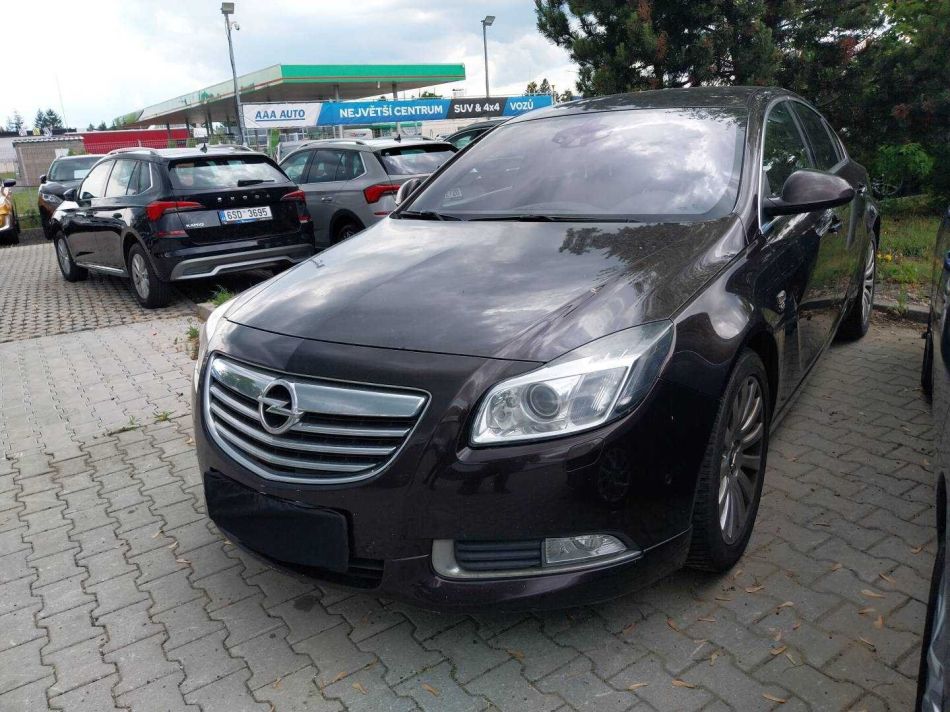 Opel Insignia - 2011