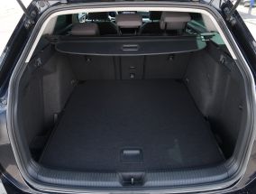 Volkswagen Golf - 2022