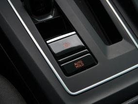 Volkswagen Golf - 2022