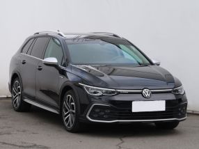 Volkswagen Golf - 2022