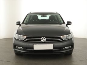 Volkswagen Passat - 2016