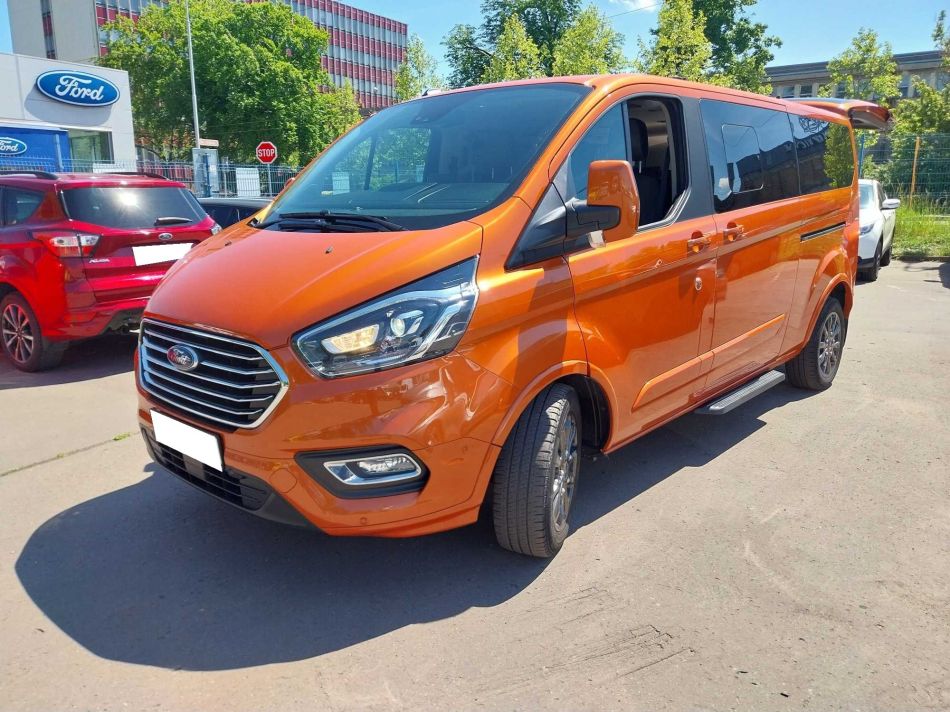 Ford Tourneo Custom - 2020