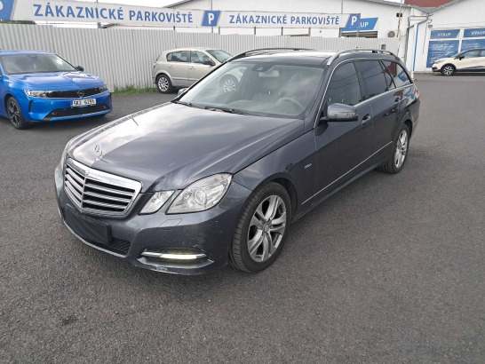 Mercedes-Benz E