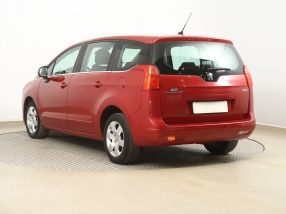 Peugeot 5008 - 2010