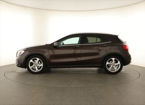 Mercedes-Benz GLA - 2018
