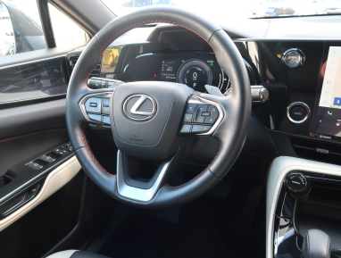 Lexus NX - 2023