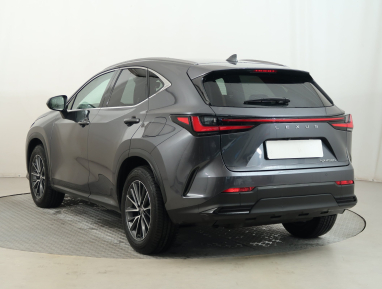 Lexus NX - 2023