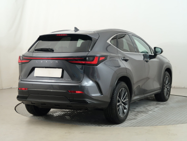 Lexus NX - 2023