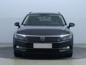 Volkswagen Passat - 2015