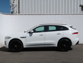 Jaguar F-Pace - 2016