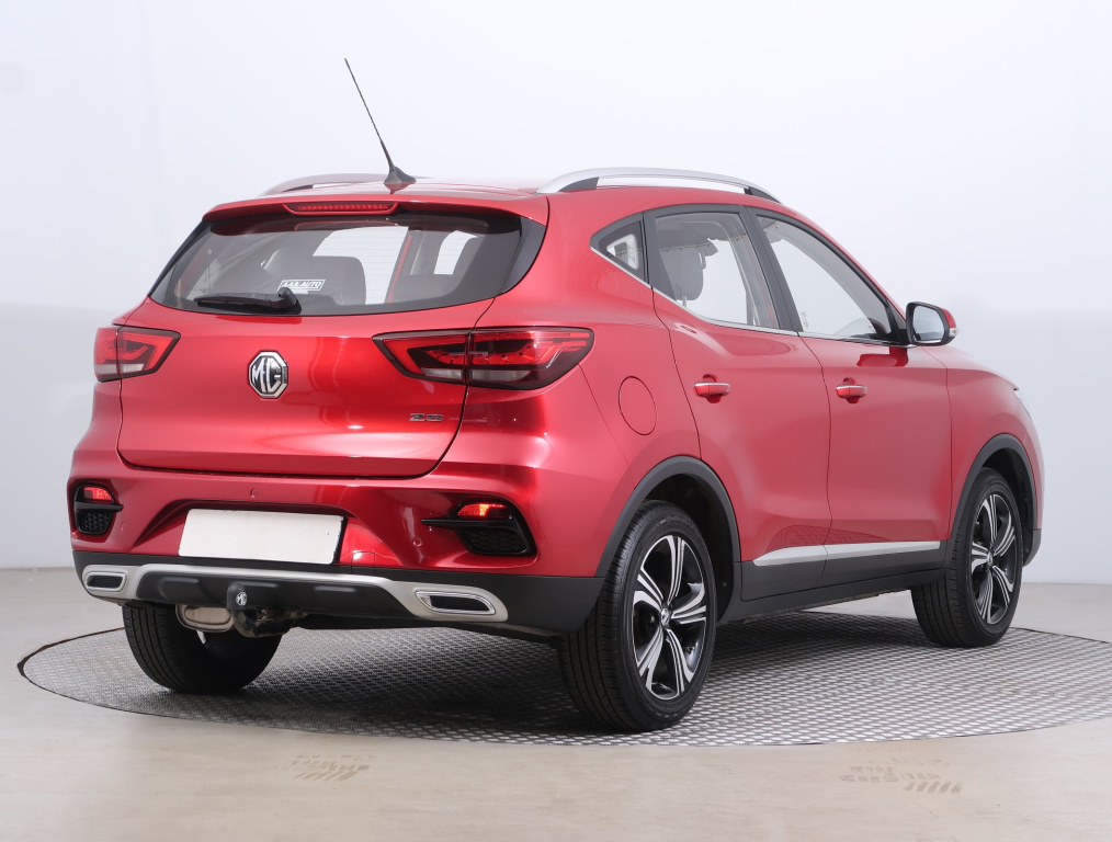 MG ZS SUV