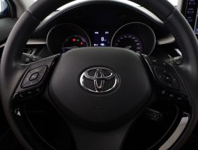 Toyota C-HR - 2023