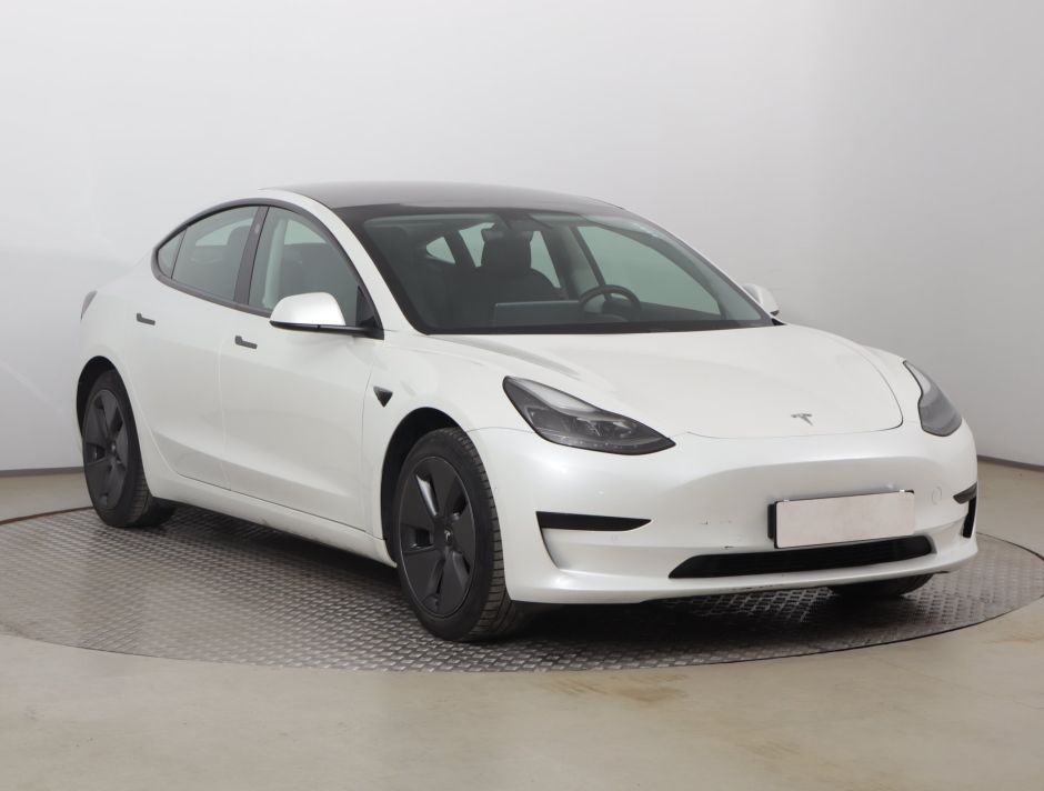 Tesla Model 3 - 2021