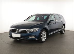 Volkswagen Passat - 2021