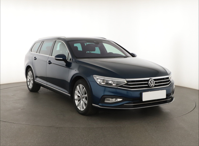 Volkswagen Passat 2021