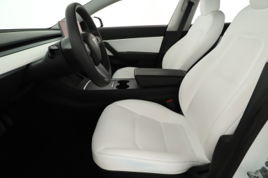 Tesla Model 3 - 2021