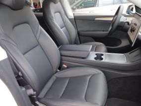 Tesla Model Y - 2022