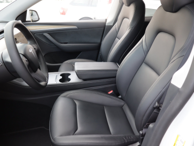 Tesla Model Y - 2022