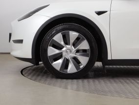 Tesla Model Y - 2022