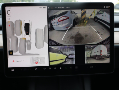 Tesla Model Y - 2022