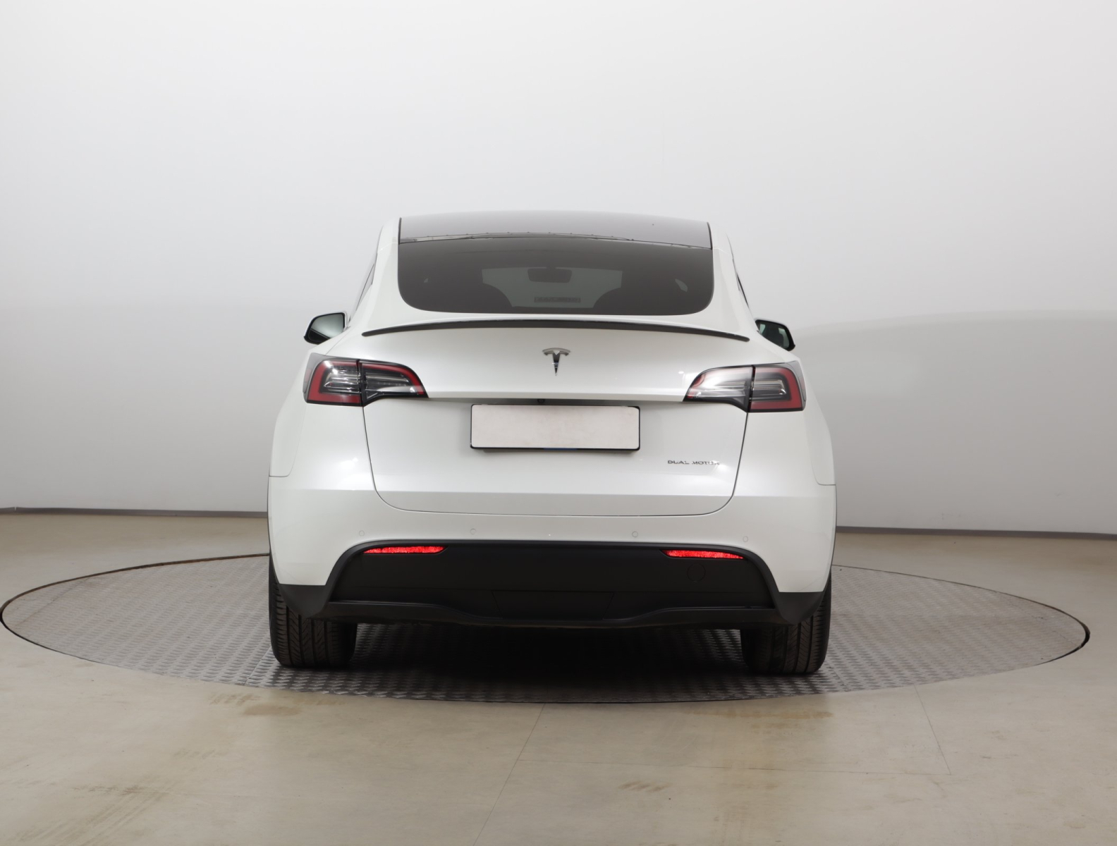 Tesla Model Y - 2022