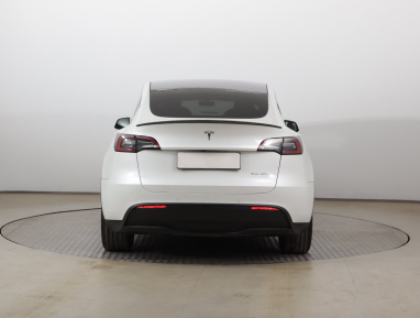Tesla Model Y - 2022