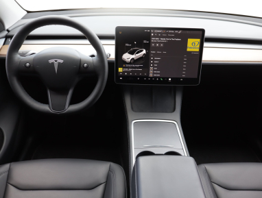 Tesla Model Y - 2022