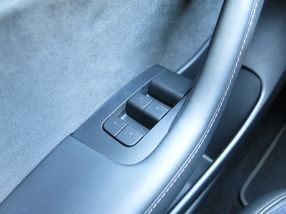 Tesla Model 3 - 2021