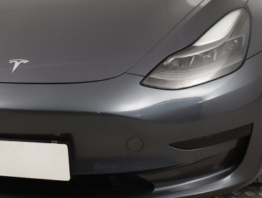 Tesla Model 3 - 2021