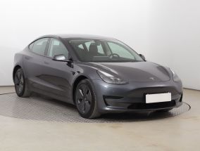 Tesla Model 3 - 2021
