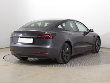 Tesla Model 3 - 2021