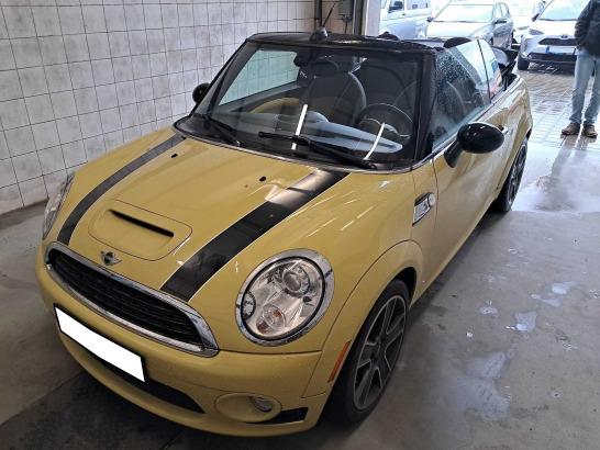 MINI Cabrio