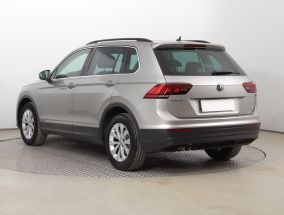 Volkswagen Tiguan - 2019