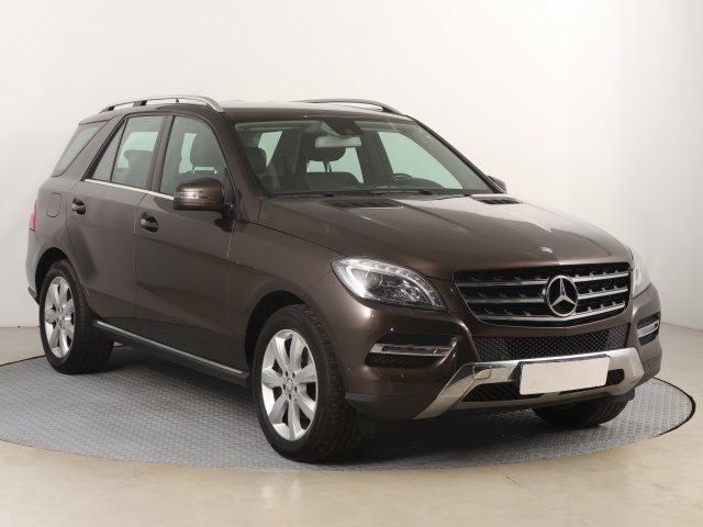 Mercedes-Benz ML 2015