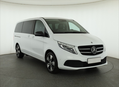 Mercedes-Benz V - 2022