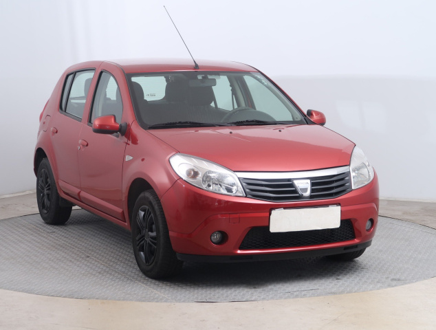 Dacia Sandero 2011