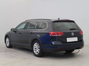 Volkswagen Passat - 2016