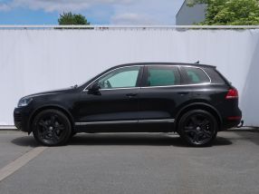 Volkswagen Touareg - 2011