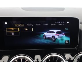Mercedes-Benz GLA - 2021