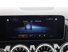 Mercedes-Benz GLA - 2021