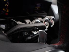 Mercedes-Benz GLA - 2021