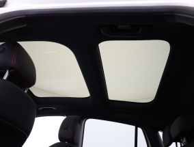 Mercedes-Benz GLA - 2021